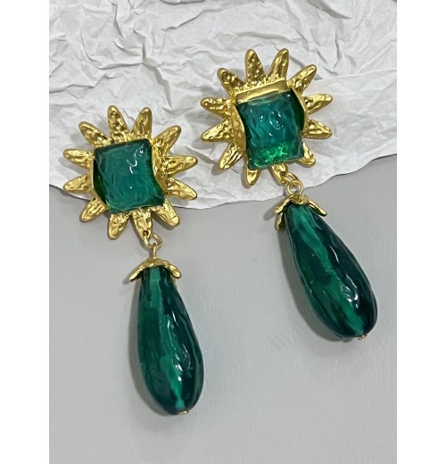  Emerald Gold Trim Alloy Earrings