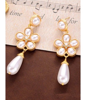 White Flower Pearl Dangle Earrings